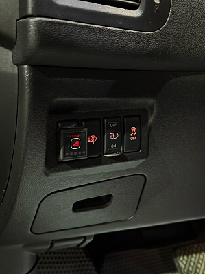 Nissan X-Trail LE High, 2011 года, пробег 222000 км