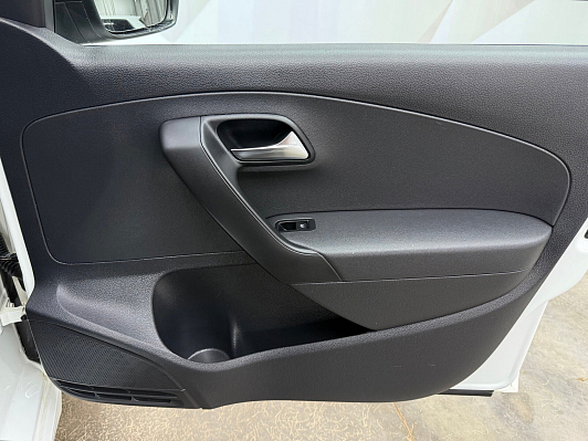 Volkswagen Polo Trendline, 2014 года, пробег 121625 км