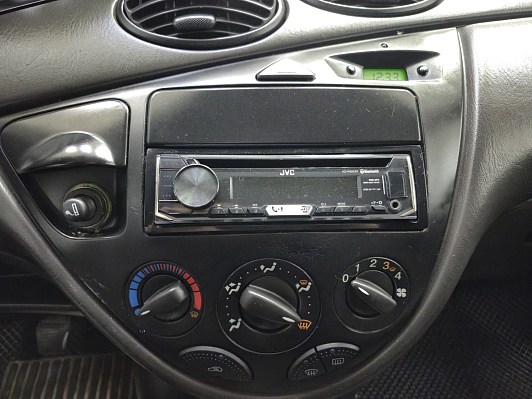 Ford Focus, 2004 года, пробег 288786 км