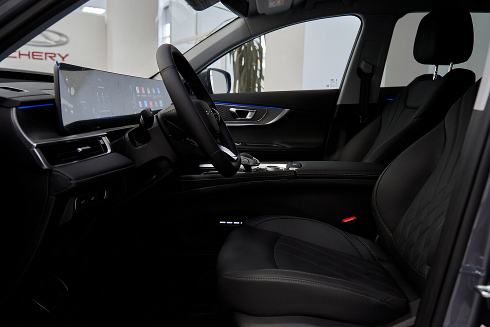 Chery Tiggo 8 Pro Max Ultimate 4WD, серый