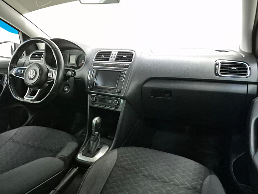Volkswagen Polo Comfortline, 2019 года, пробег 93211 км