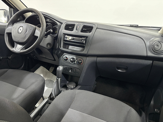 Renault Logan Confort, 2015 года, пробег 102400 км