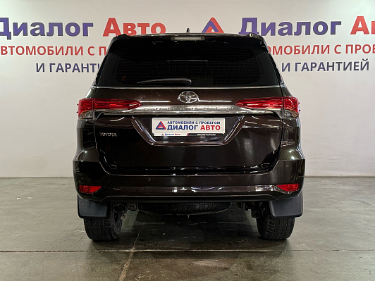 Toyota Fortuner Престиж, 2017 года, пробег 138000 км