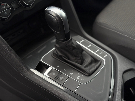 Volkswagen Tiguan Winter Edition, 2020 года, пробег 142547 км