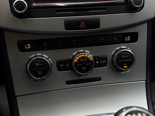 Volkswagen Passat Trendline, 2012 года, пробег 224259 км