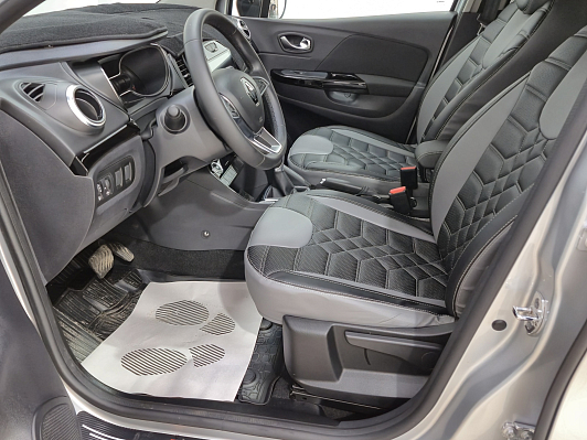 Renault Kaptur Intense, 2020 года, пробег 42904 км