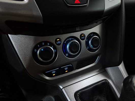 Ford Focus SYNC Edition, 2013 года, пробег 153087 км