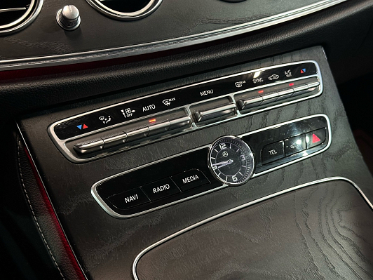 Mercedes-Benz E-Класс E 200 4MATIC Sport Plus, 2020 года, пробег 145000 км