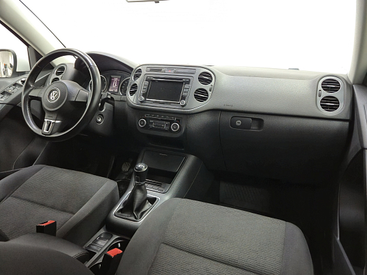 Volkswagen Tiguan Trend&Fun, 2011 года, пробег 259495 км