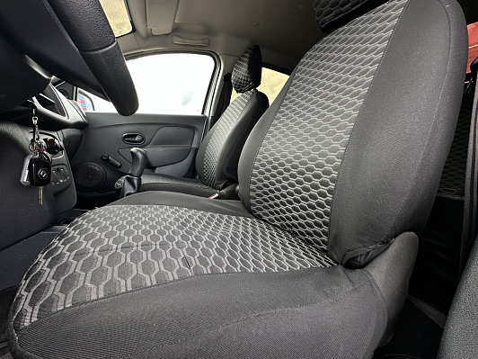 Renault Logan Access, 2019 года, пробег 78500 км