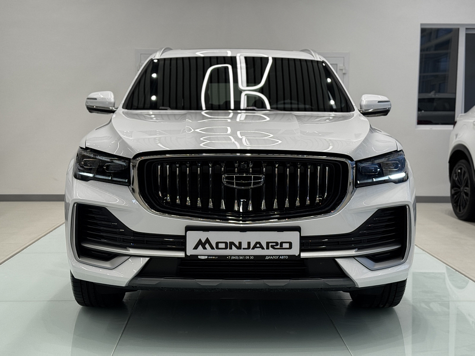 Geely Monjaro Flagship SE, белый