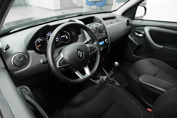 Renault Duster Dakar Edition, 2019 года, пробег 61800 км