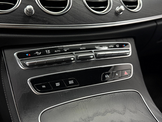 Mercedes-Benz E-Класс, 2021 года, пробег 75642 км