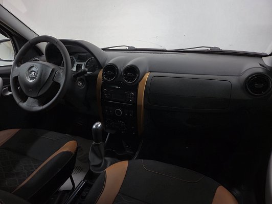 Lada (ВАЗ) Largus Quest (7 мест), 2020 года, пробег 118250 км