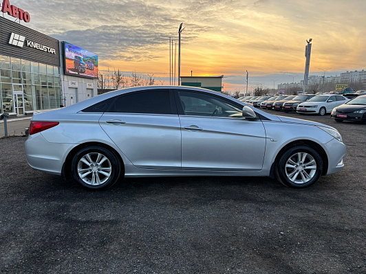 Hyundai Sonata Comfort, 2012 года, пробег 227707 км