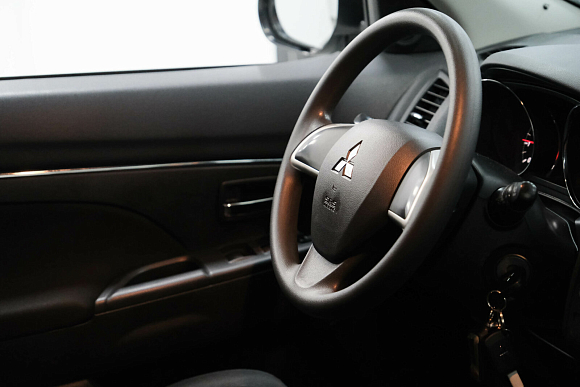 Mitsubishi ASX Invite, 2017 года, пробег 106000 км