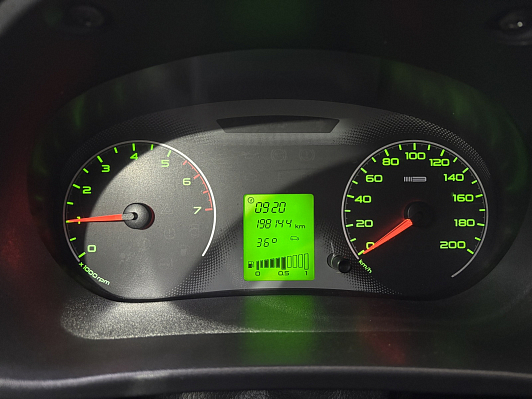 Lada (ВАЗ) Granta Comfort Multimedia Glonass 21901-51-27G, 2017 года, пробег 198140 км