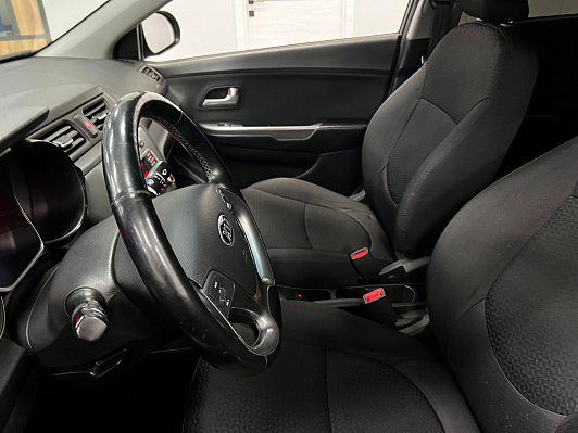 Kia Rio Luxe, 2016 года, пробег 116000 км