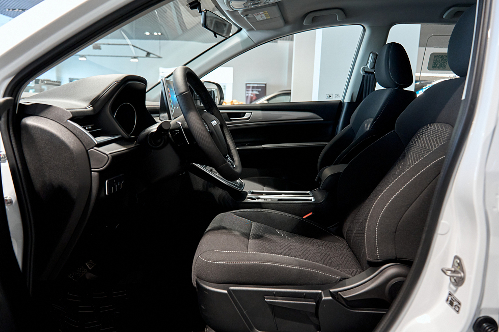 Haval M6 Оптимум, белый