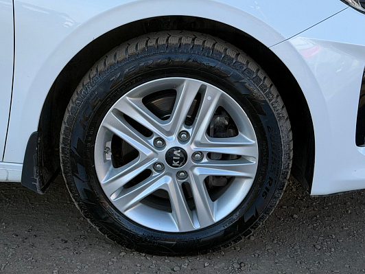 Kia Ceed Luxe, 2018 года, пробег 91858 км