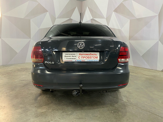 Volkswagen Polo Football Edition, 2018 года, пробег 105000 км