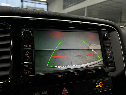 Mitsubishi Outlander Ultimate, 2015 года, пробег 159511 км
