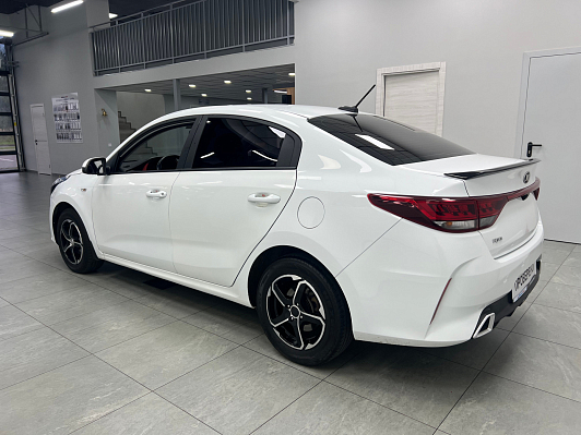 Kia Rio Prestige, 2020 года, пробег 81064 км