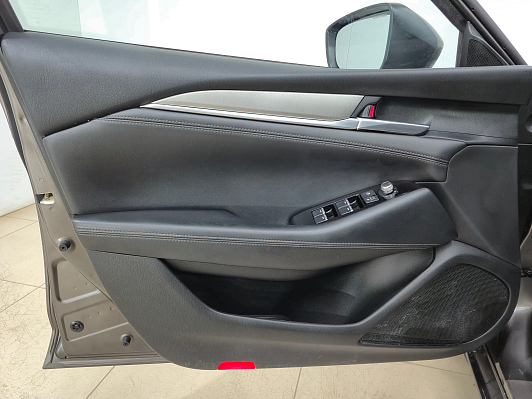 Mazda 6 Supreme Plus (Пакет 4), 2019 года, пробег 151260 км