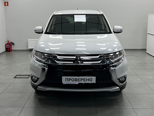 Mitsubishi Outlander Ultimate, 2015 года, пробег 159511 км