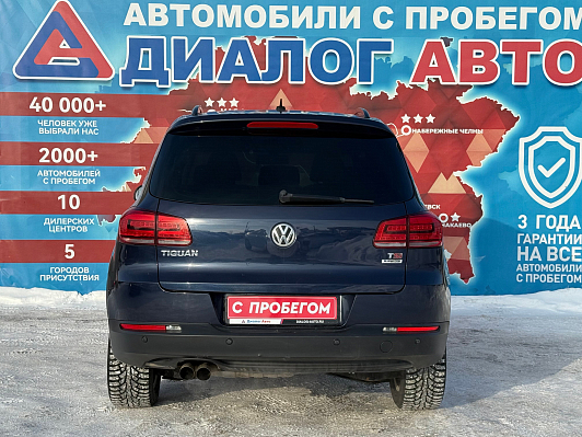 Volkswagen Tiguan, 2016 года, пробег 117000 км