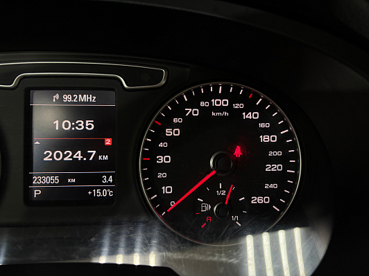Audi Q3, 2012 года, пробег 233052 км