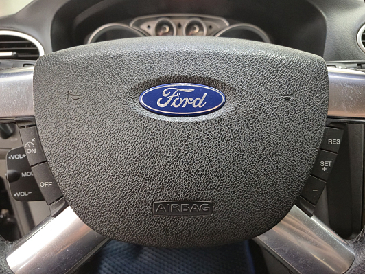 Ford Focus Ghia, 2008 года, пробег 257397 км
