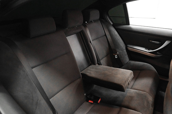 BMW 3 серии, 2011 года, пробег 213111 км