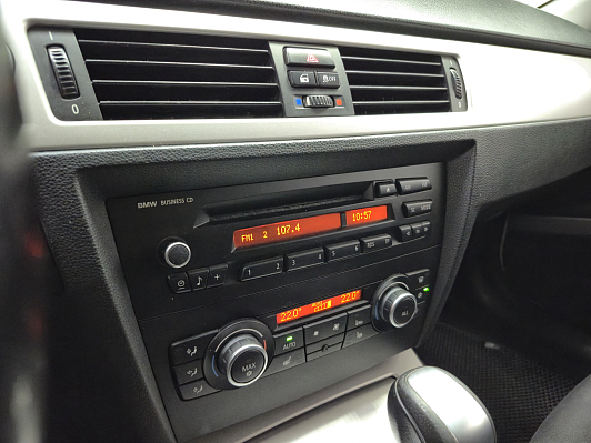 BMW 3 серии, 2011 года, пробег 183915 км