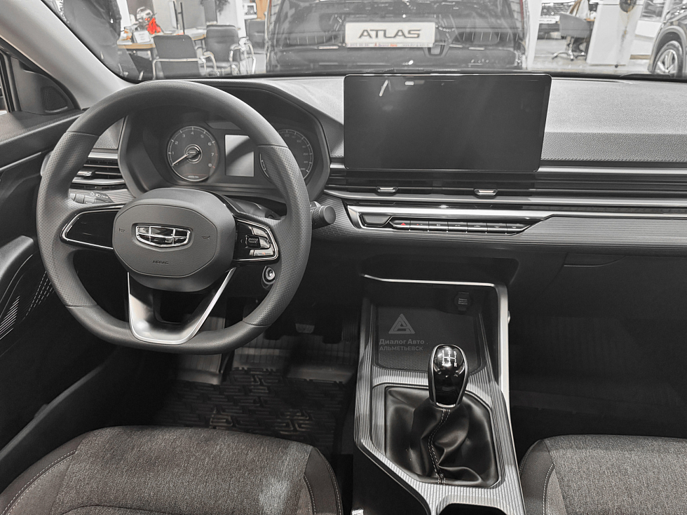 Geely Emgrand Comfort, белый
