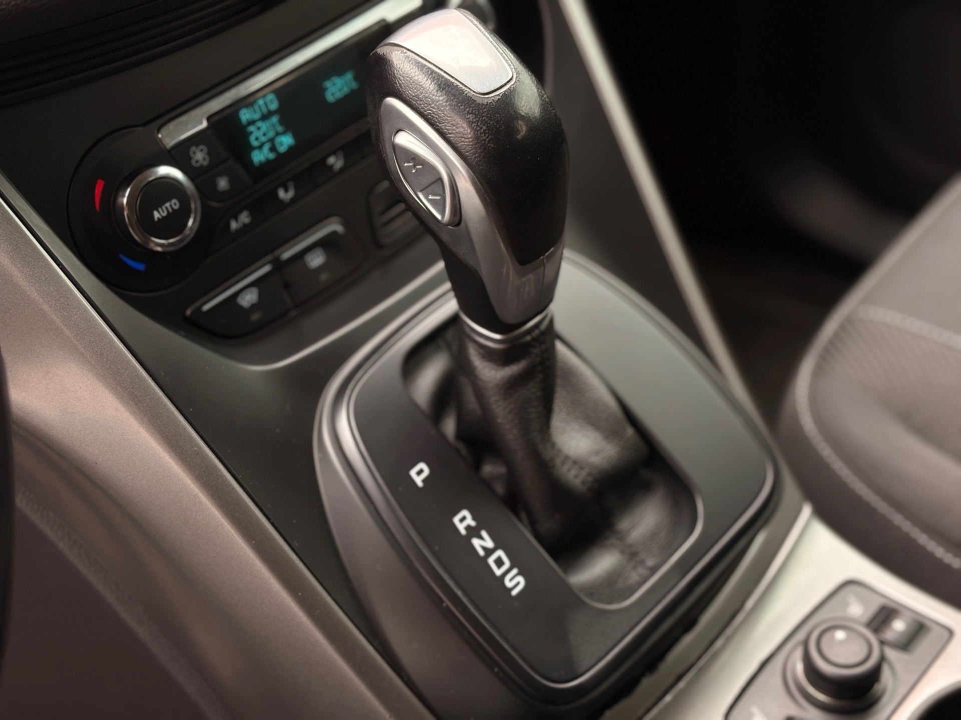 Ford Kuga Trend Plus, 2014 года, пробег 156987 км