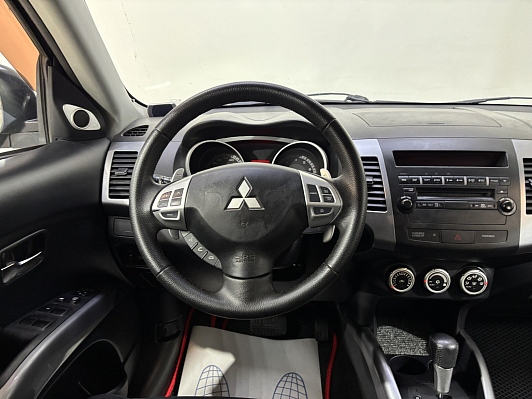 Mitsubishi Outlander Invite, 2008 года, пробег 230477 км