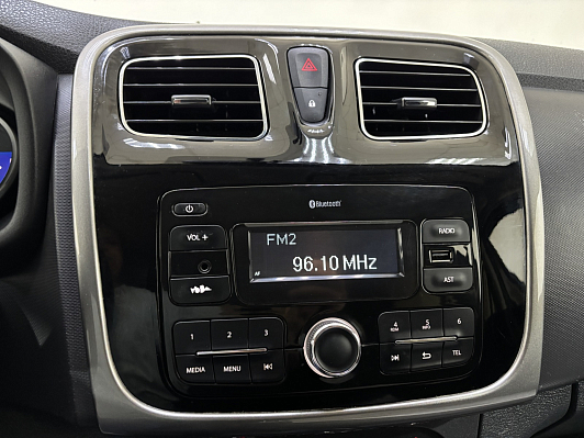 Renault Logan Confort, 2018 года, пробег 137732 км