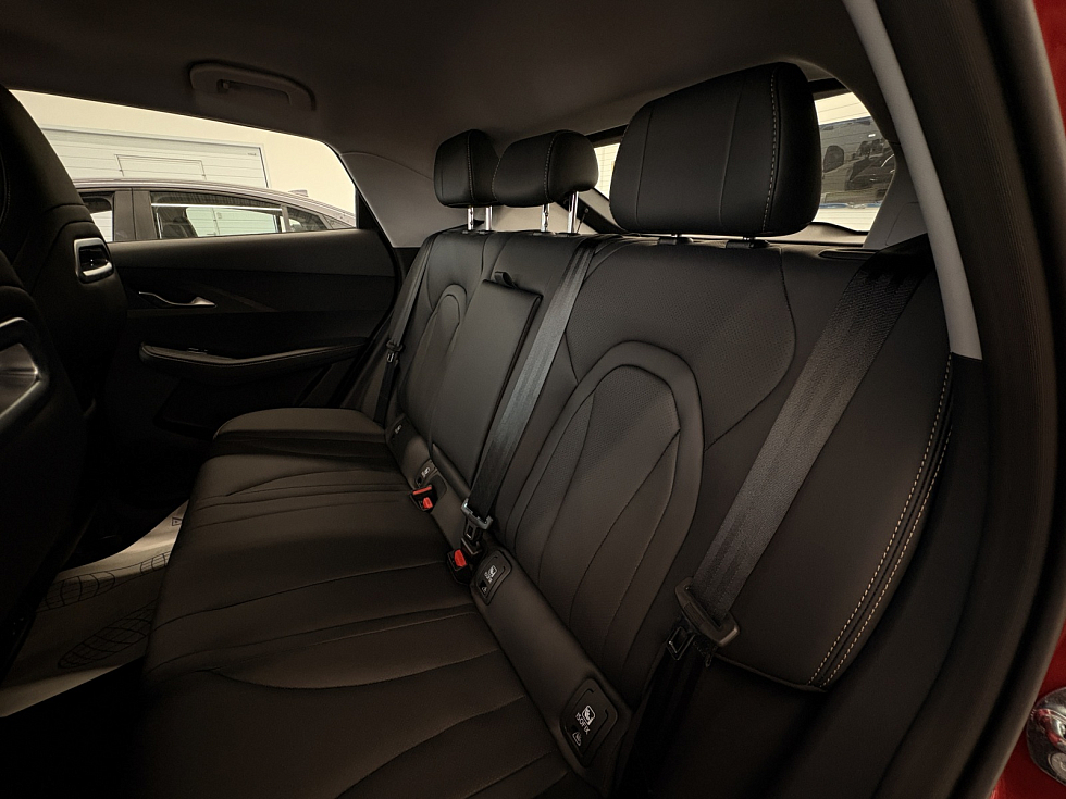 Omoda C5 Стиль (2024), красный