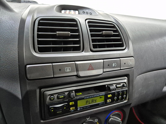 Hyundai Accent, 2004 года, пробег 186615 км