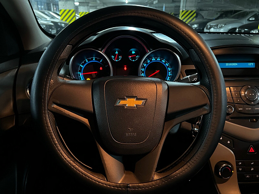 Chevrolet Cruze LS, 2011 года, пробег 120000 км