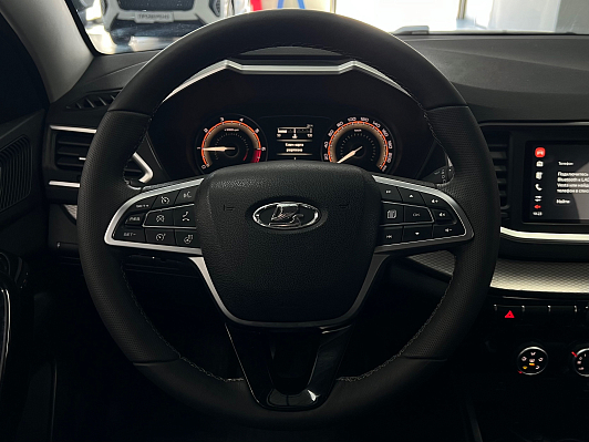 Lada (ВАЗ) Vesta, 2024 года, пробег 51700 км