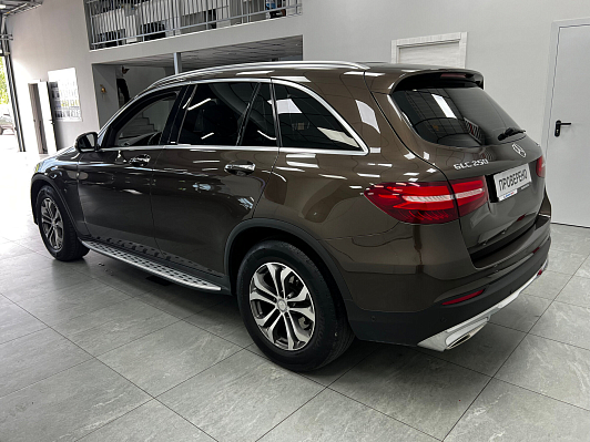 Mercedes-Benz GLC GLC 250 4MATIC Особая серия, 2015 года, пробег 165017 км