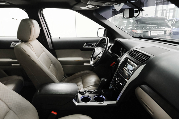 Ford Explorer, 2013 года, пробег 262000 км