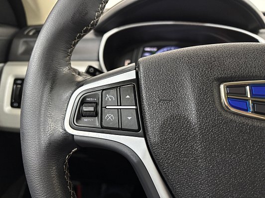 Geely Atlas Люкс + Yandex Auto, 2020 года, пробег 104001 км