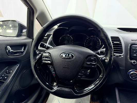Kia Cerato Luxe, 2017 года, пробег 141853 км
