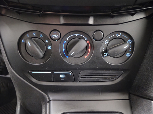 Ford Focus Ambiente, 2012 года, пробег 135280 км