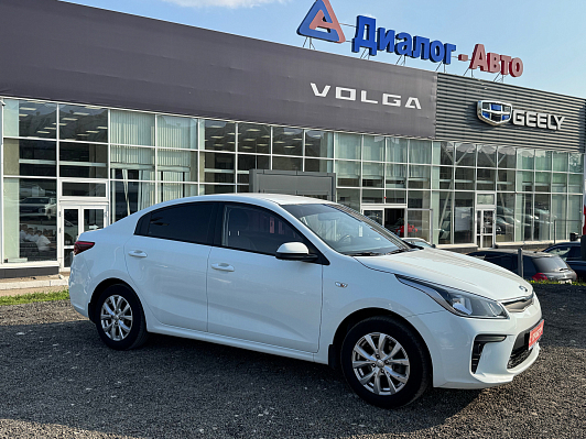 Kia Rio Luxe, 2017 года, пробег 103900 км