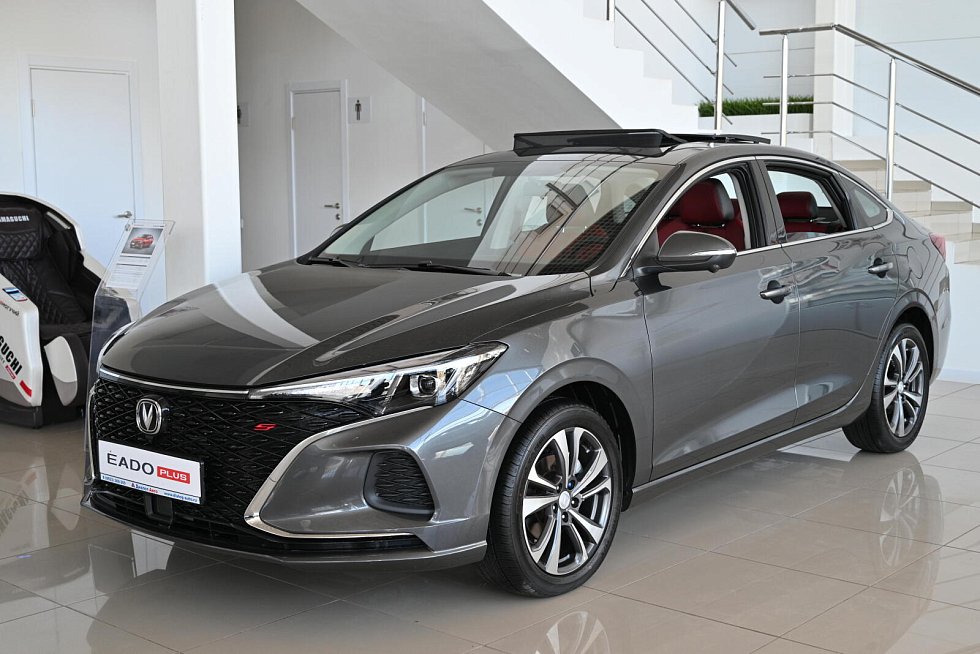 Changan Eado Plus Техно, серый