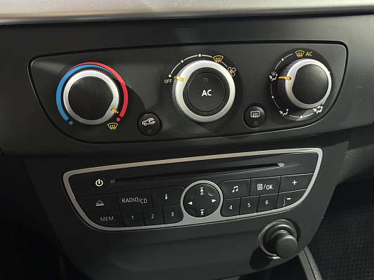 Renault Fluence, 2011 года, пробег 218432 км